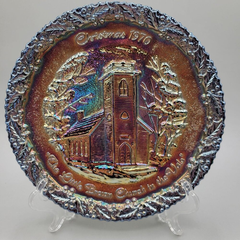 Fenton Carnival Glass Plate Annual Collector Series Christmas in America 1970